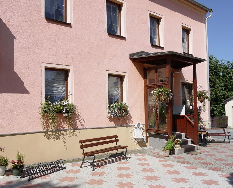 Familien-Ferienwohnung Haustein Konigswalde Extérieur photo