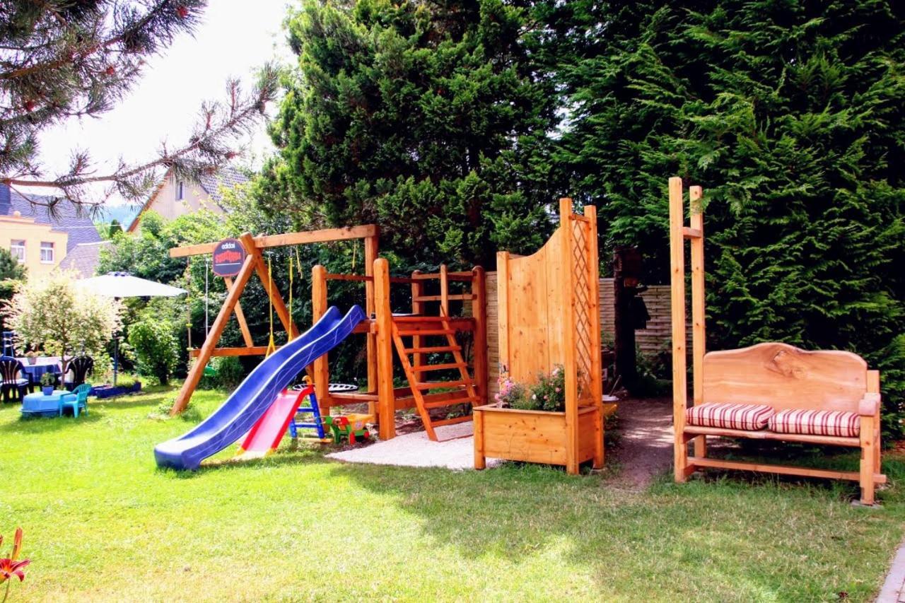 Familien-Ferienwohnung Haustein Konigswalde Extérieur photo